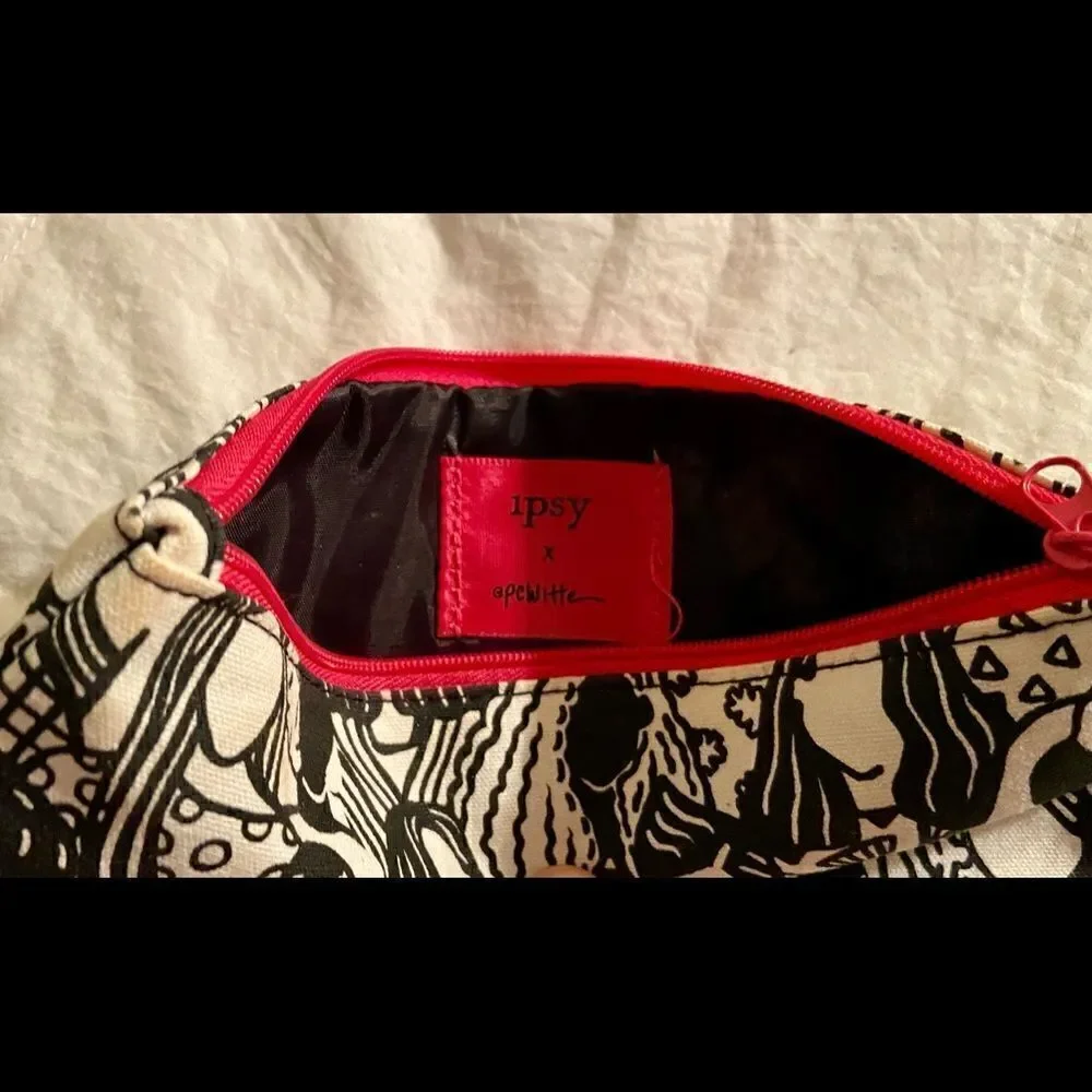Ipsy Glam Bag Canvas Black/White/ Pink Lady Faces